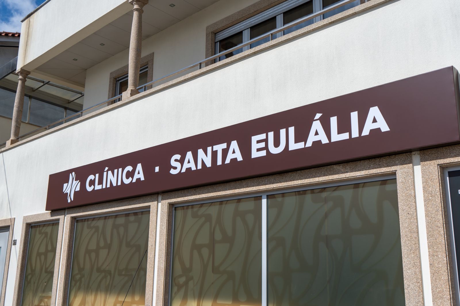 Fachada exterior da Clínica Santa Eulália